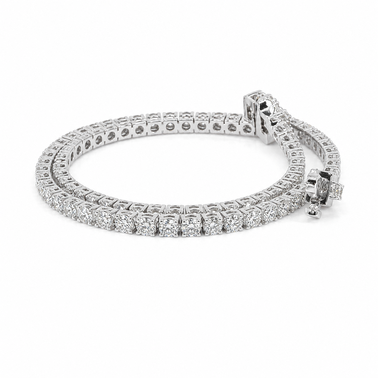 1.95 CT E-F/VVS2-VS2 Lab Grown Diamond Tennis Bracelet