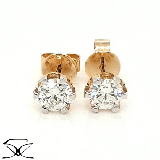 1.00 CT D/VVS2 Ideal Cut Lab Grown Diamond Six Claw Set Stud Earring 18K Yellow Gold