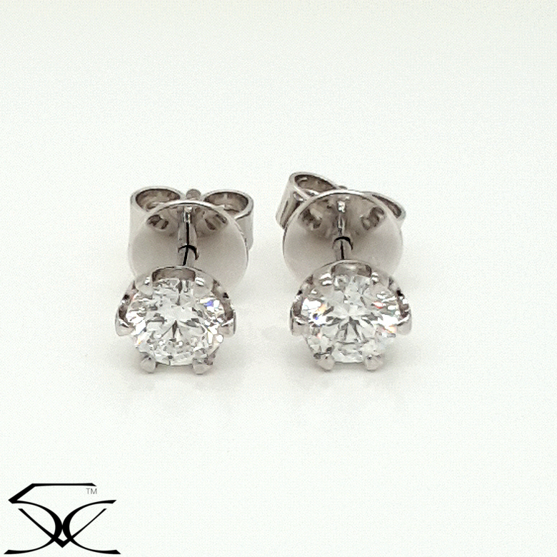1.40 CT Lab Grown Diamond D-E/VVS2-VS2 Excellent Cut Six Claw Set Stud Earring 18K White Gold