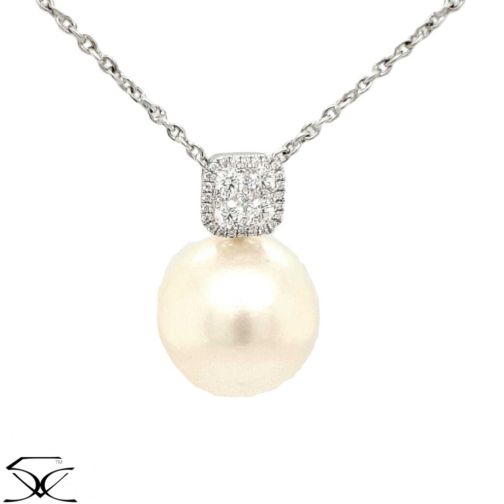 14.50 MM South Sea Cultured Pearl With 0.33 CT Diamond Drop Pendant Necklace